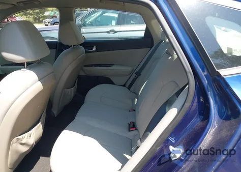 2016 Kia Optima Lx из США, поврежденный, VIN 5XXGT4L36GG008681